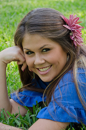 Casual head shot portrait of woman