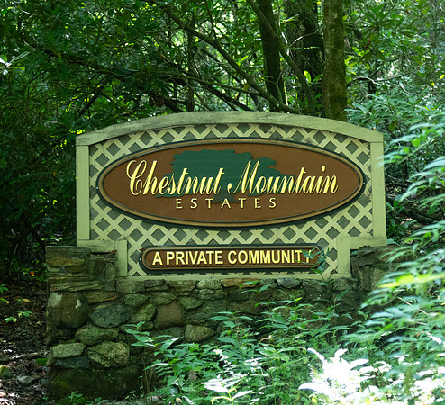 Chestnut Mountain Estates sign